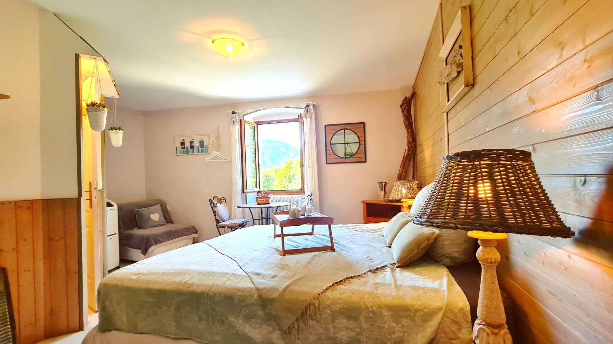 Le Doux Nid Bed and Breakfast Chanaz Exteriör bild