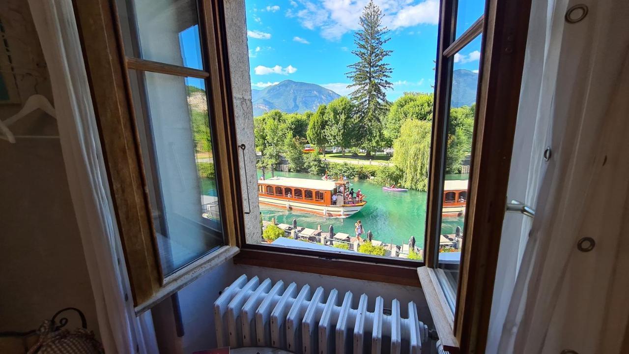 Le Doux Nid Bed and Breakfast Chanaz Exteriör bild