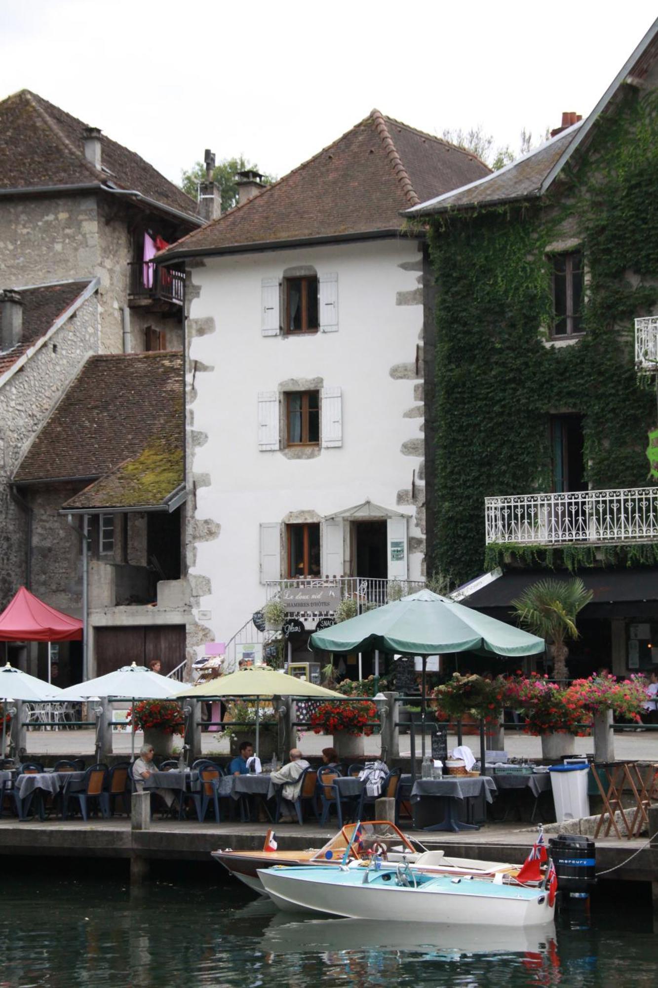 Le Doux Nid Bed and Breakfast Chanaz Exteriör bild