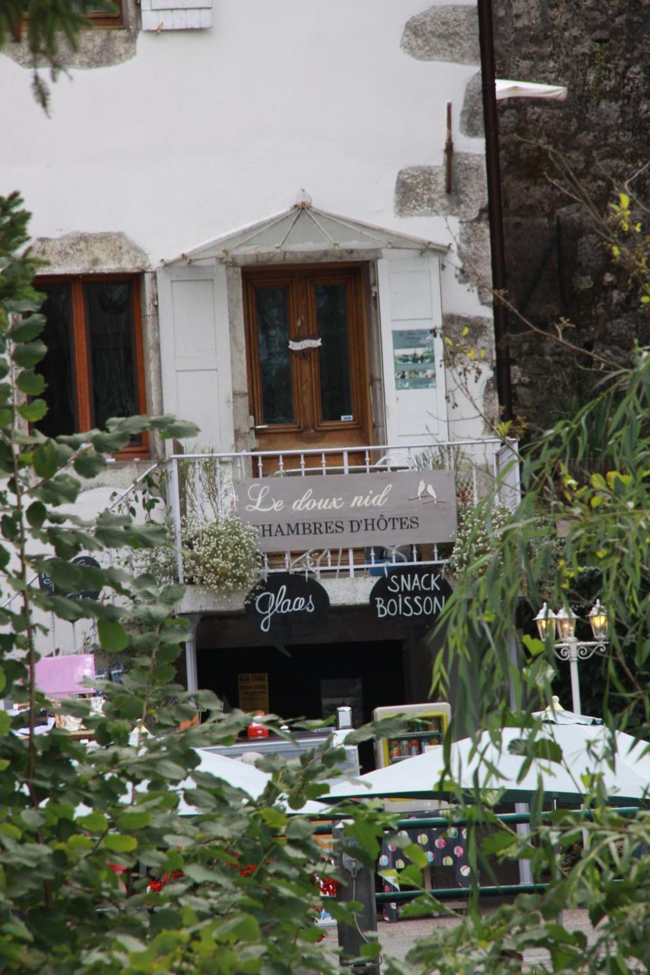 Le Doux Nid Bed and Breakfast Chanaz Exteriör bild