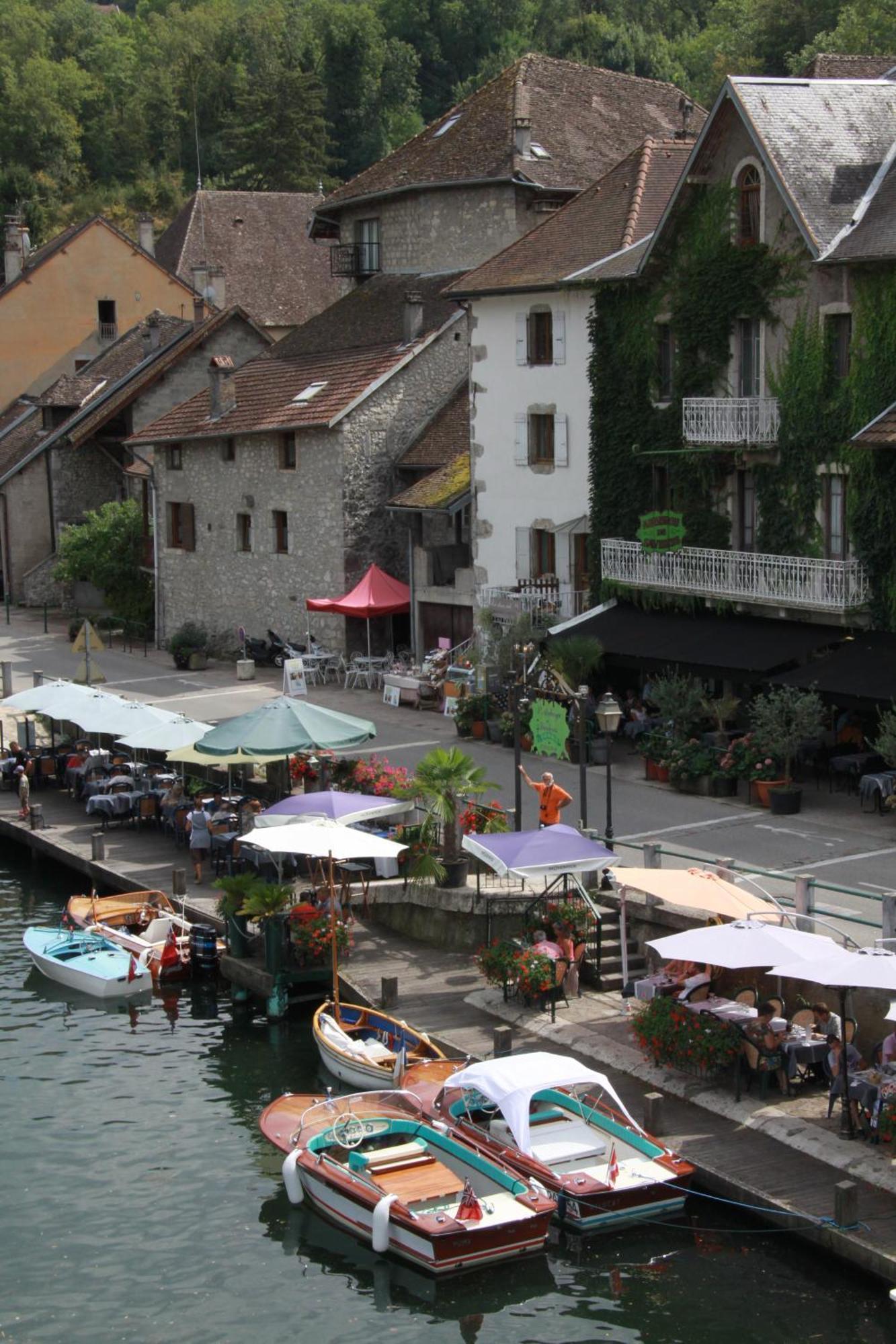 Le Doux Nid Bed and Breakfast Chanaz Exteriör bild