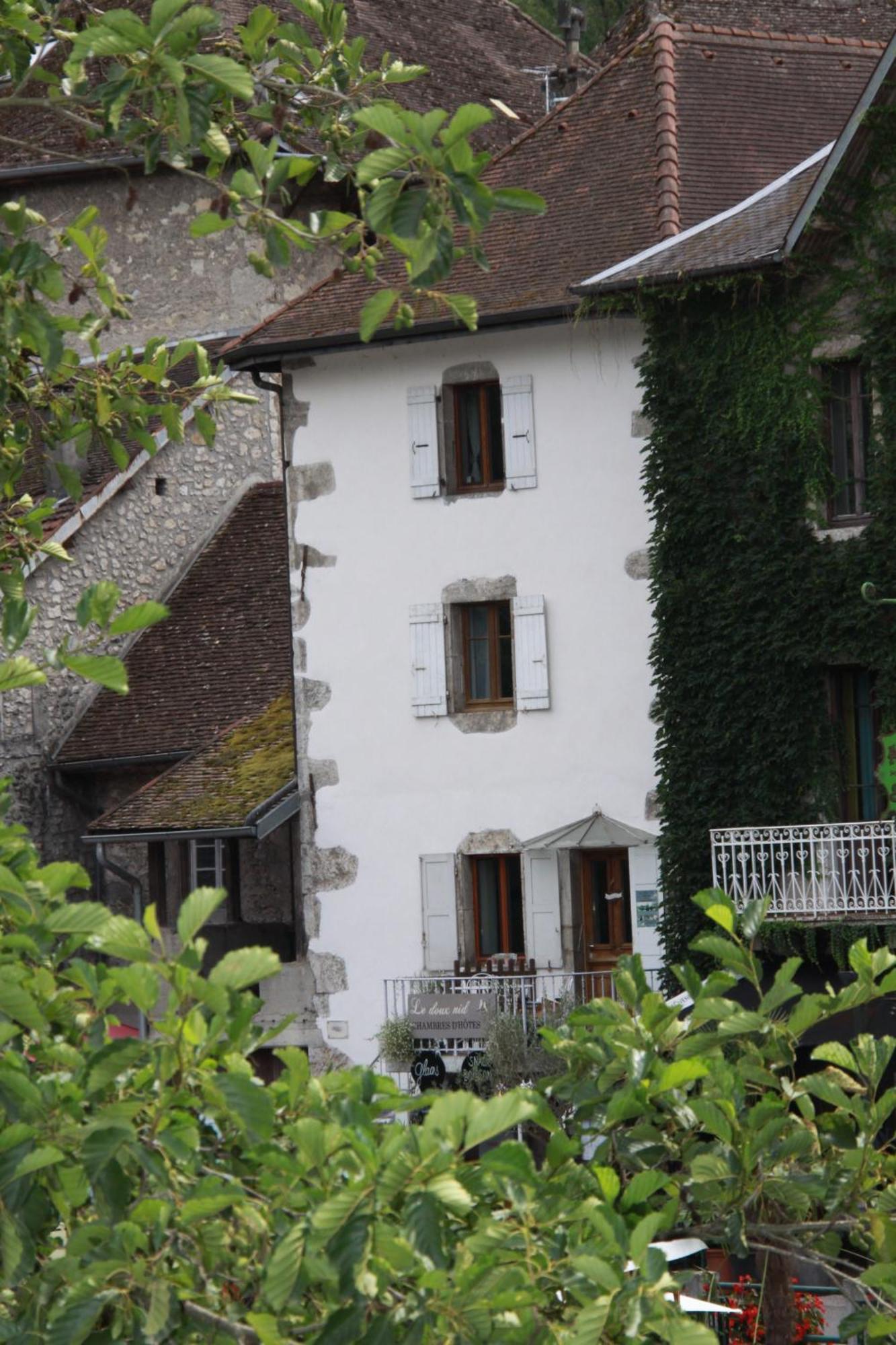 Le Doux Nid Bed and Breakfast Chanaz Exteriör bild