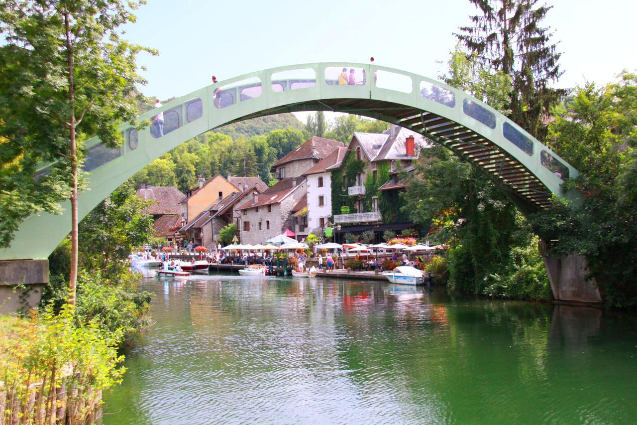 Le Doux Nid Bed and Breakfast Chanaz Exteriör bild
